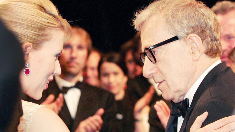 Scarlett’ten tam destek Scarlett’ten tam destek