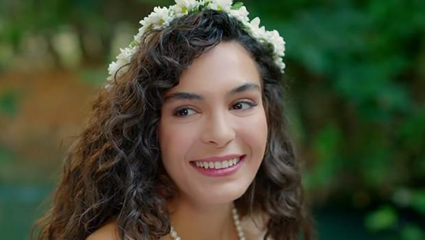 Hercai dizisi oyuncuları kimlerdir? İşte Hercai oyuncuları hakkında bilgiler Hercai dizisi oyuncuları kimlerdir? İşte Hercai oyuncuları hakkında bilgiler