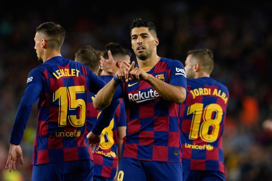 Barcelona Valencia'yı farklı yendi Luis Enrique'ye saygı duruşu