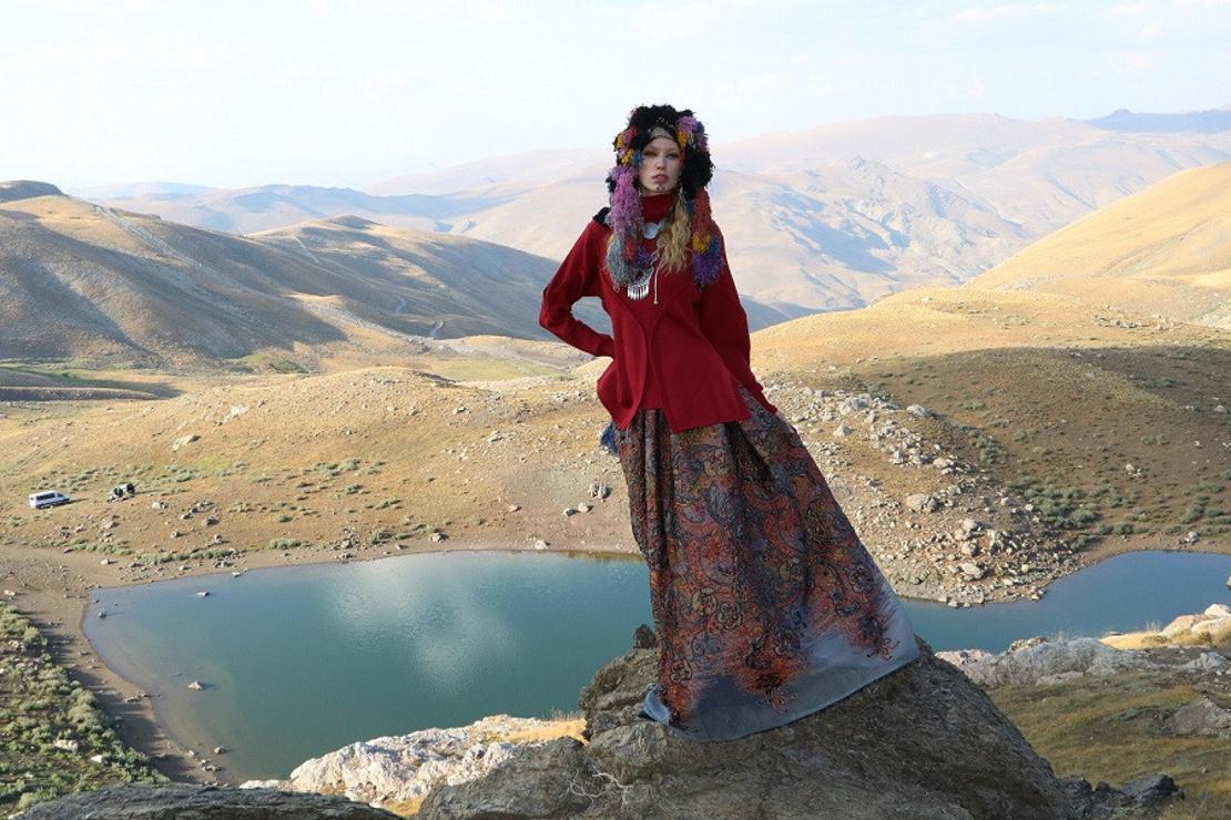Hakkari'deki Berçelan Yaylası'nda moda çekimi