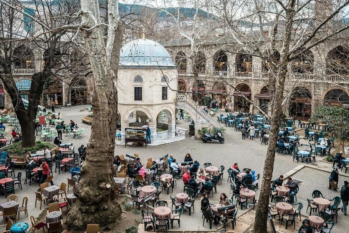 Bursa yı kuşatan 700 yıllık zenginlik Tarihi Çarşı ve Hanlar Bölgesi