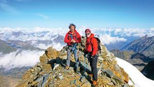 Taksim Meydanı’nda yürümek  dağa tırmanmaktan çok daha tehlikeli
