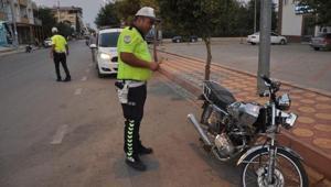 Otomobil ile motosiklet çarpıştı:1 yaralı