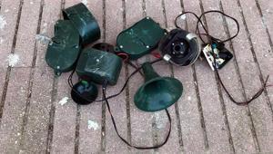 Bıldırcın sesi çıkaran düzenekler imha edildi