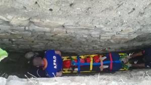 İncir toplarken 5 metrelik boşluğa düşen kadın ağır yaralandı