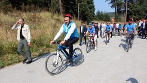 Bakan Gül, Boluda gençlerle buluştu