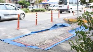 Kanalizasyon kokusuna halı ve brandalı önlem