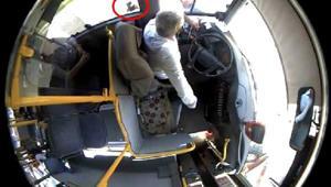 Tartıştığı otobüs şoförünü baltayla tehdit etti