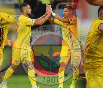 Fenerbahçe'de ara transfer mesaisi erken başladı