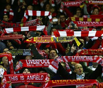 Liverpool taraftarı Türk oyuncuyu seçti
