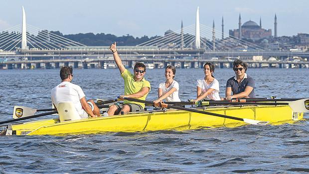 İstanbul’u dinliyorum, ellerimde kürekler...