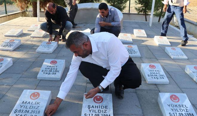 PKK'ya 59 şehit veren aşiret! 'Babamı 196 kurşunla şehit ettiler...' PKK'ya 59 şehit veren aşiret! 'Babamı 196 kurşunla şehit ettiler...'