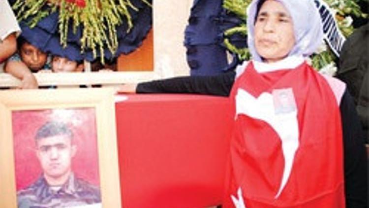 3 dilde ağıt
