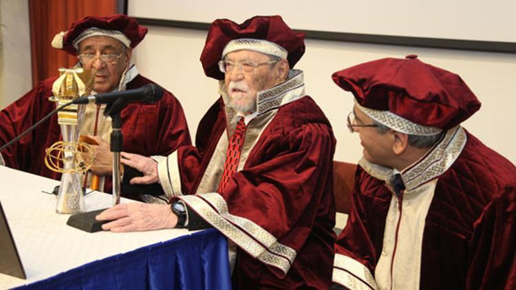Prof. Halil İnalcık’a “Avrasya Efsanesi” ödülü