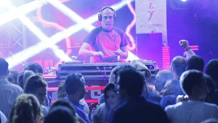 Uludağ'da renkli gece