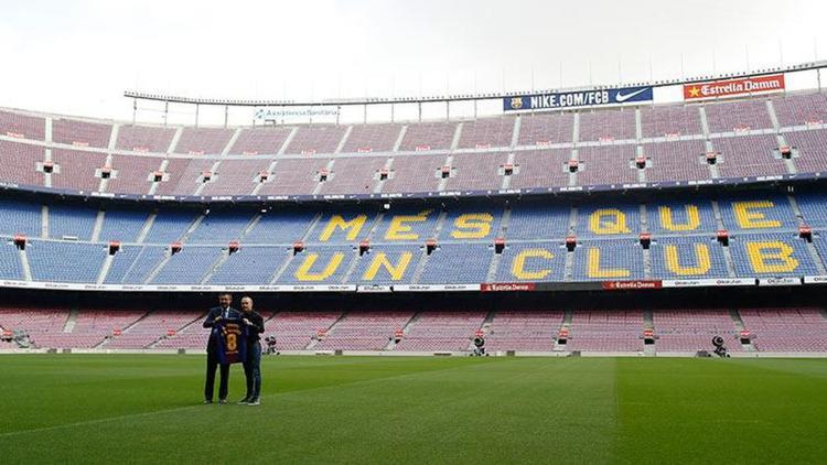 Barcelona'dan tarihi karar! Satıyorlar...