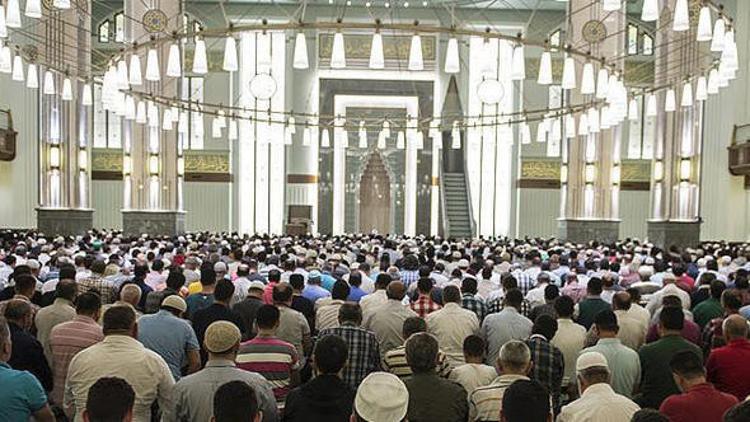 Cuma namazı bugün saat kaçta? İl il cuma namazı saatleri