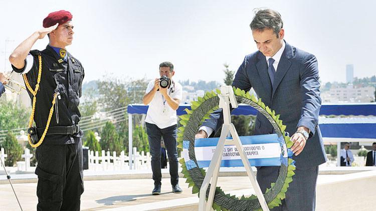 Rumlar daha fazla Yunan askeri istedi