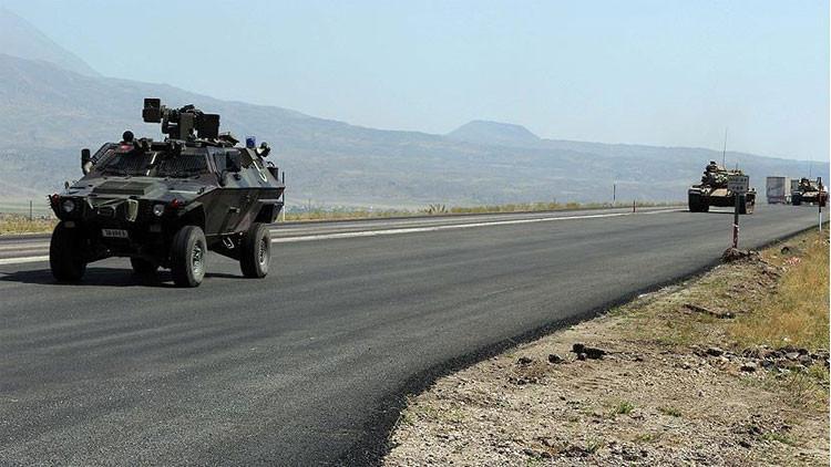 Kahramanmaraş'ta askeri araç devrildi: 2 yaralı
