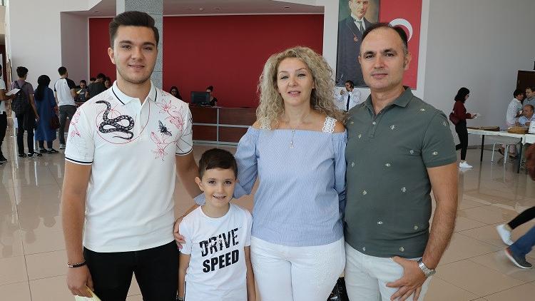 Maaile üniversiteli