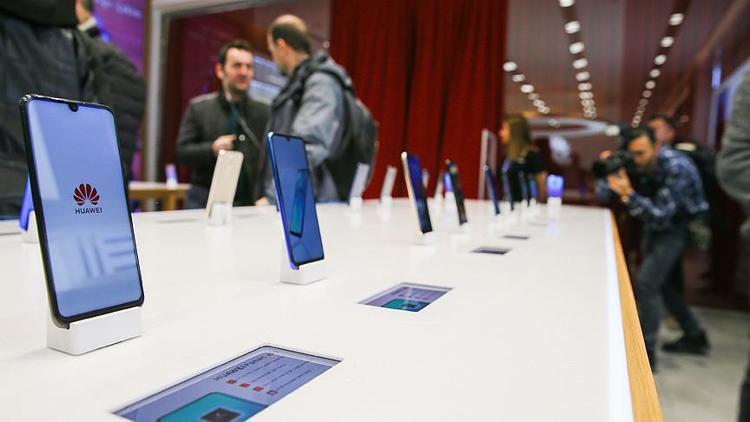 ABD'den açıklama geldi... Huawei yasağıyla ilgili çok önemli karar!