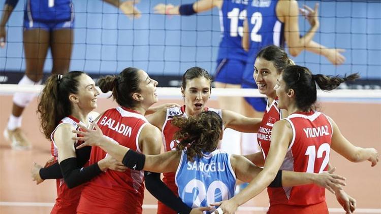 Milli voleybolcularda hedef final