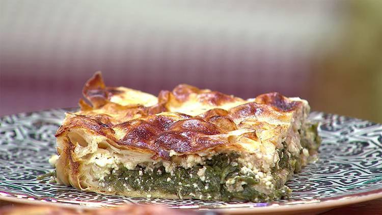 Otlu börek nasıl yapılır? İşte adım adım otlu börek tarifi