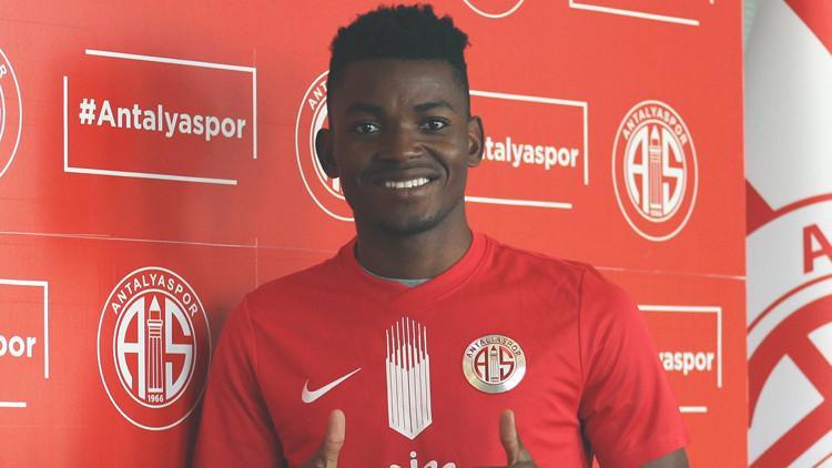 Süper Lig ekibi Gelson Dala'yı kadrosuna kattı
