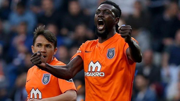 Başkan açıkladı! Adebayor, protokolde imzasını attı