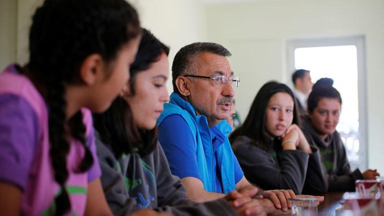 Fuat Oktay'dan KKTC'ye gençlik kampı müjdesi