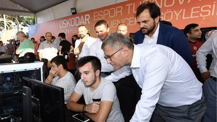 Türkiye’nin ilk kamu espor tesisi Üsküdar’da kurulacak!