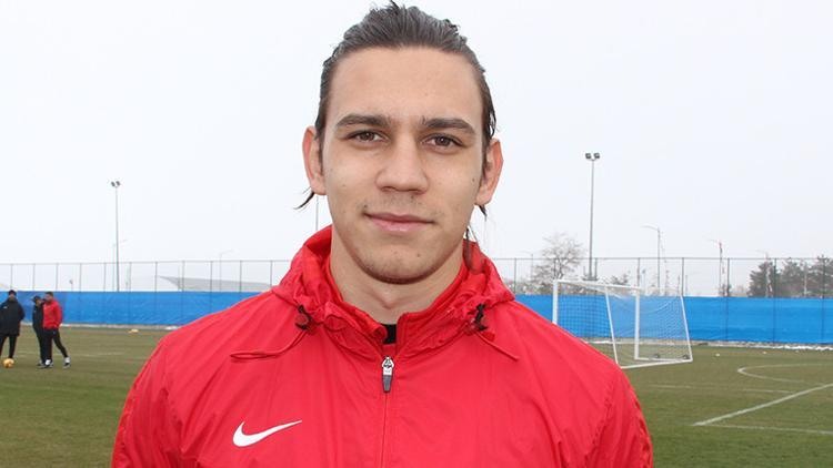 Taylan Antalyalı Galatasaray'da!