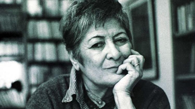 Heybeli Nezihe Meriç’i unutmadı