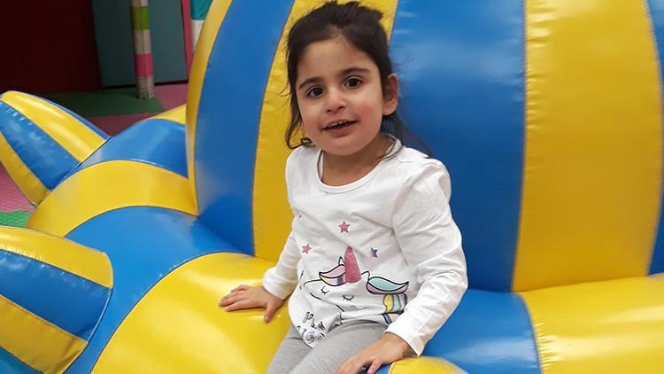 Beyincik erimesi hastası Aysima için kampanya