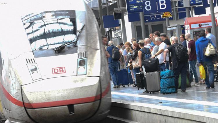 Bakanlar tren ve istasyonların güvenliği için buluştu