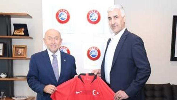 Iraklı Bakan Taleb, TFF Başkanı Özdemir'i ziyaret etti