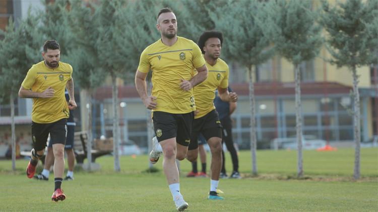Sergen Yalçın’dan futbolcularına uyarı