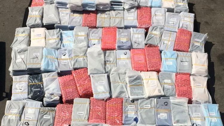 Ele geçirildi! X-Ray cihazına sokulunca yüzlercesi bulundu