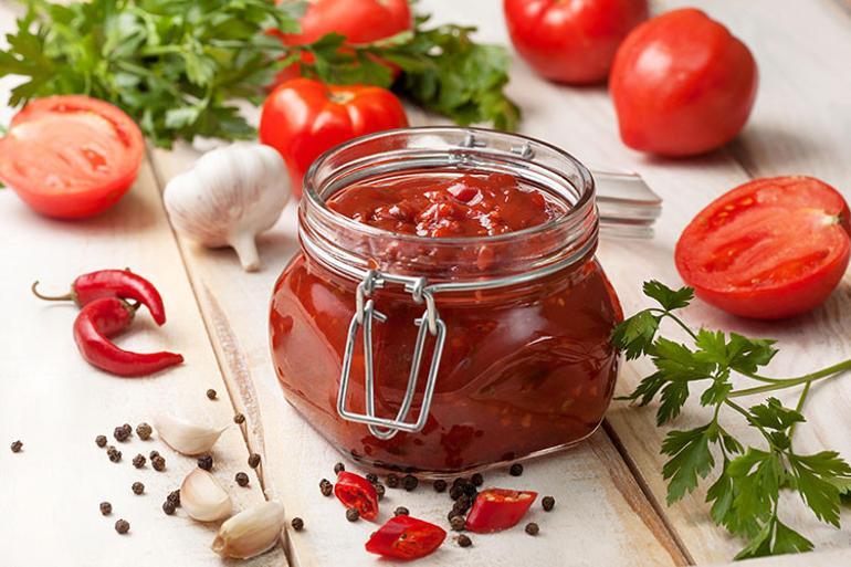 Domates salçası nasıl yapılır Domates salçasının yapılıÅı ve püf noktaları