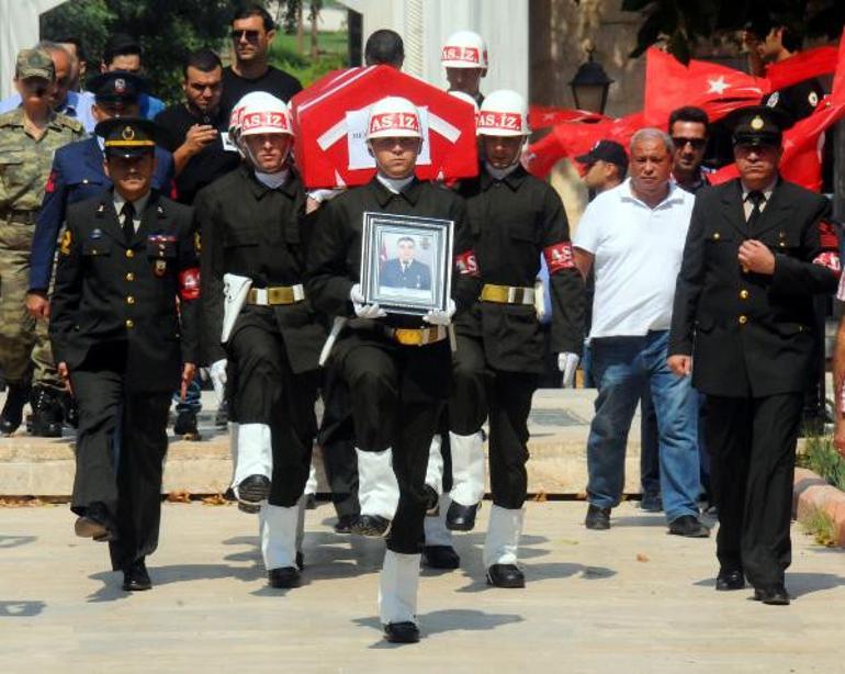 Uzman Çavuş Remzi Hatipoğlu son yolculuğuna uğurlandı