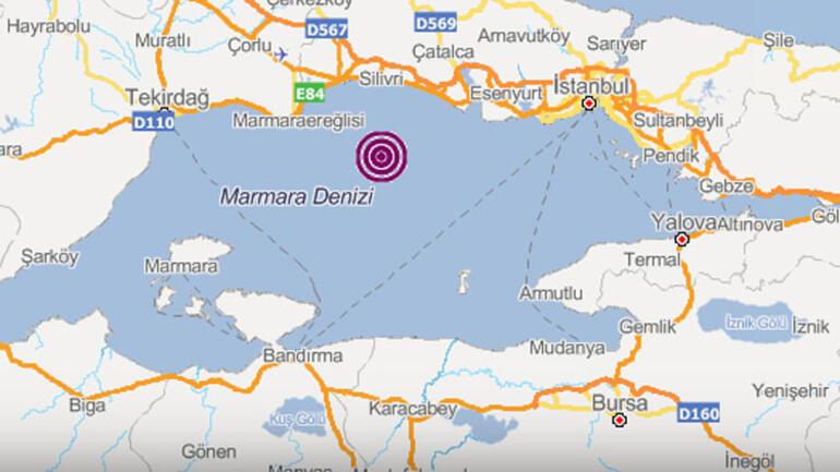 Son dakika... İstanbulda 23.20de bir deprem daha