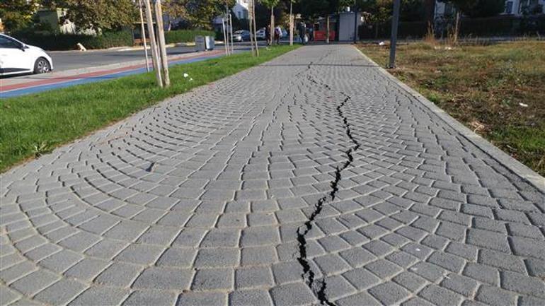 Silivri Yoğurtçu Parkında korkutan görüntü Çatlak büyüdü