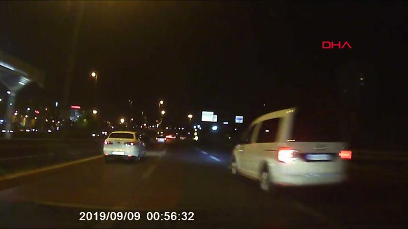 D-100'ü savaş alanına çeviren makas kazası kamerada