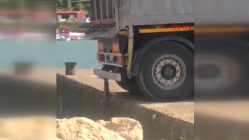 Bartın'da denize atık boşaltırken yakalandı