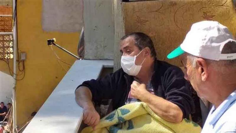 Böbreğini veren oğlunun tabutuna son kez baktı