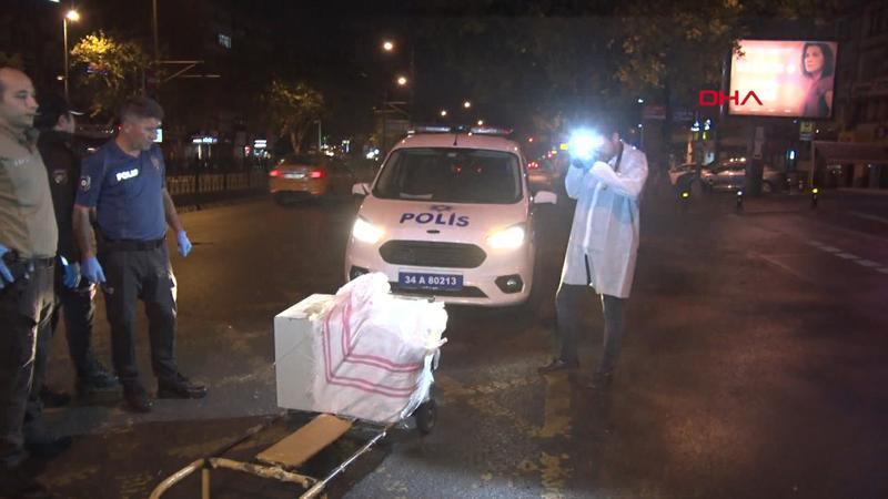 Çaldıkları kasayı devirince bırakıp kaçtılar