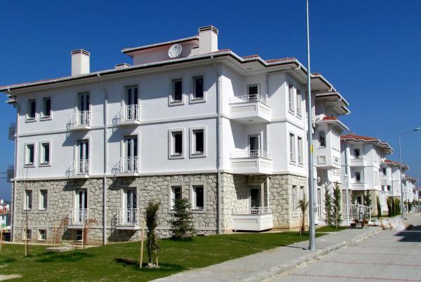 İzmir Haberleri Çeşme TOKİ evleri sorunu TBMM�ye taşındı Yerel Haberler