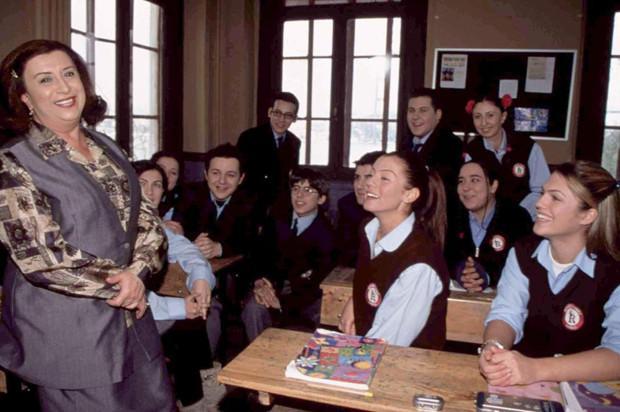 Acemi Cadı oyuncuları yıllar sonra buluştu! Son Dakika Magazin Haberleri