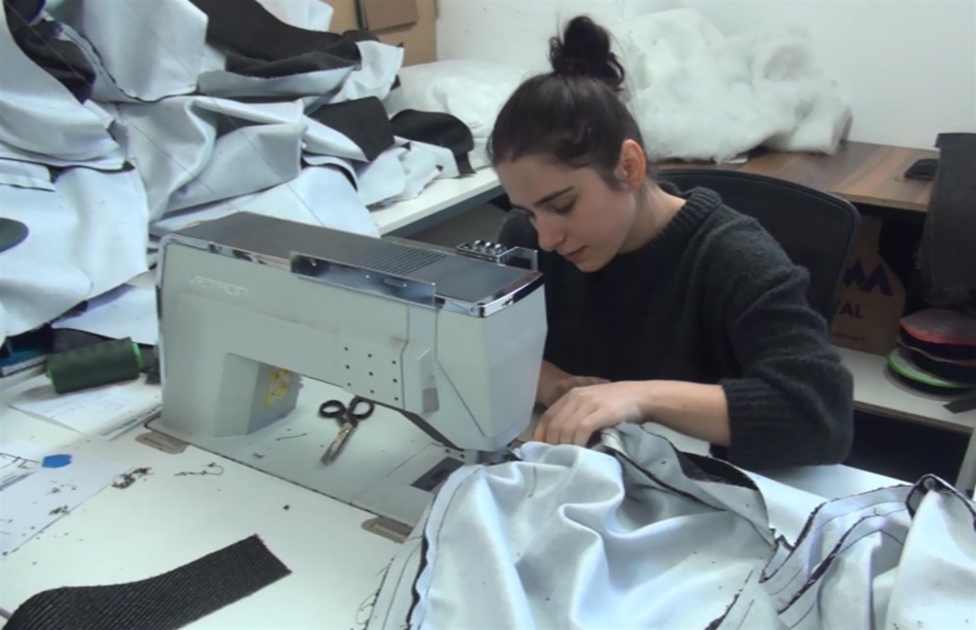 Ev kadınıydı, fabrika kurdu! 7 ülkeye mobilya ihraç ediyor Güncel