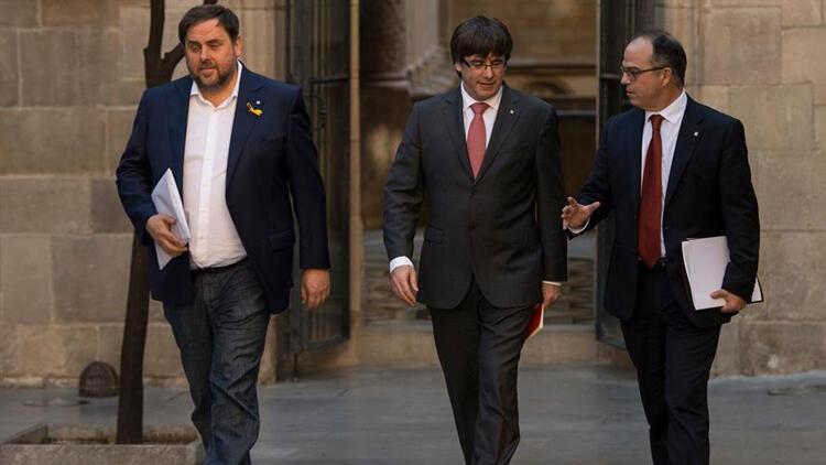 İspanya'da ayrılıkçı Katalan siyasetçilere hapis cezası